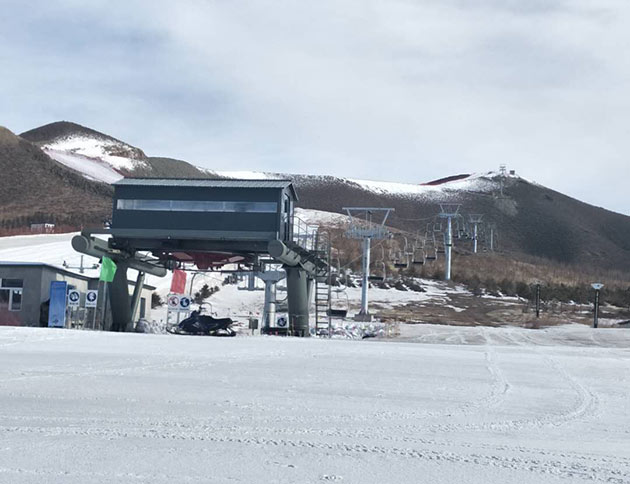 內蒙古突泉滑雪索道